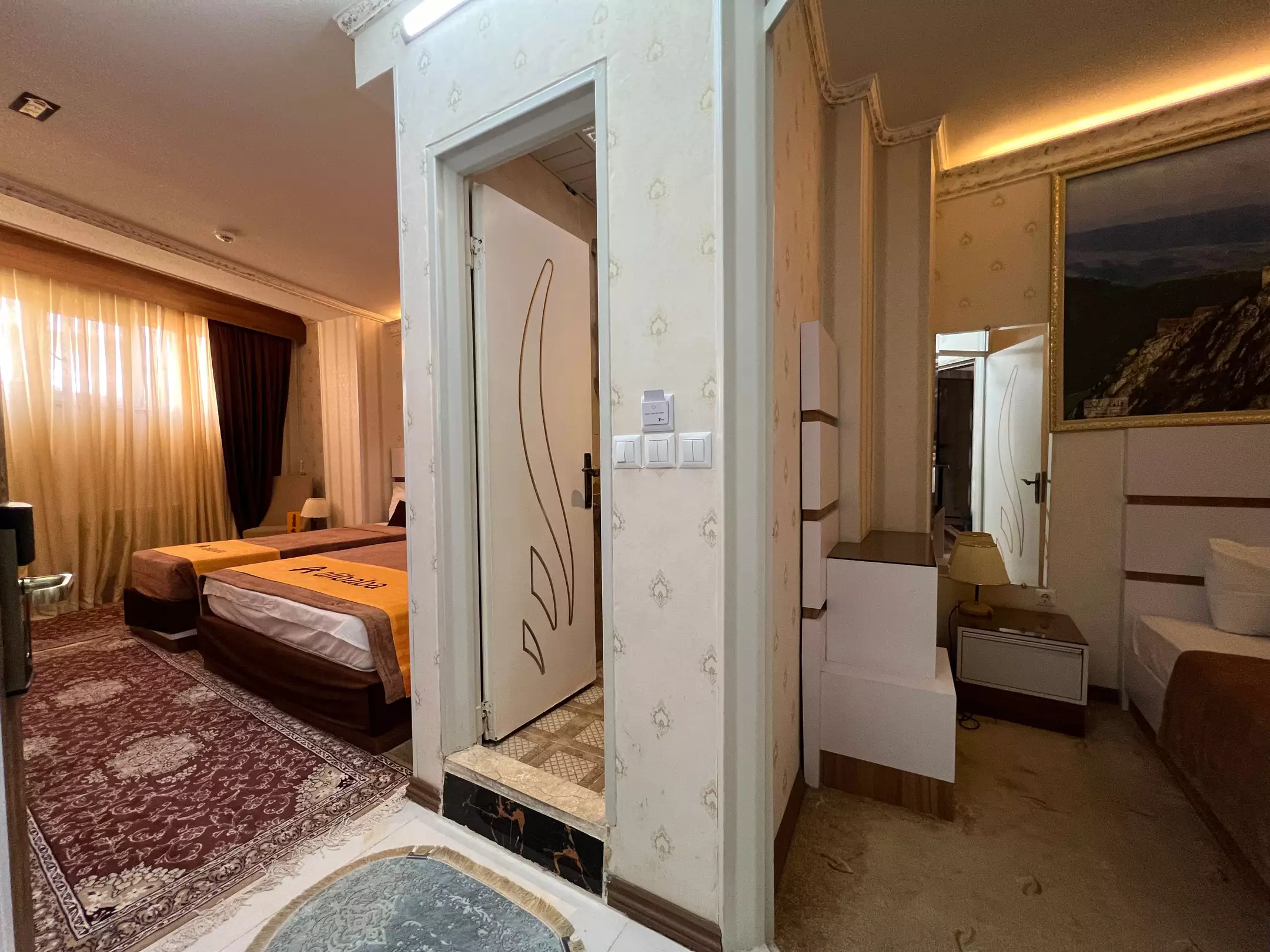 Alibaba https://cdn.alibaba.ir/ostorage/hotel-accommodation-images/696de92a46ae9d8e6fb49ad9_08- سارای- اتاق 5تخته فامیلی روم (1).webp